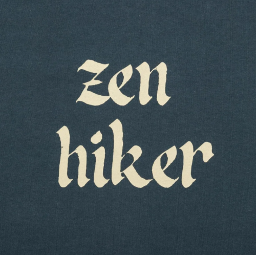 ZEN HIKER by FERNAND WANG-TEA Tee designed by Jerry UKAI(NVY)