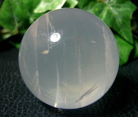 丸玉(ミルキークォーツ13) - パワーストーンショップ「GOOD