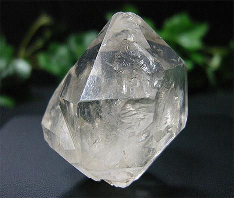 パワーストーン（剣） 楽天市場】六方剣水晶 大開運ストラップ | 白水晶 黄水晶 爆裂黄