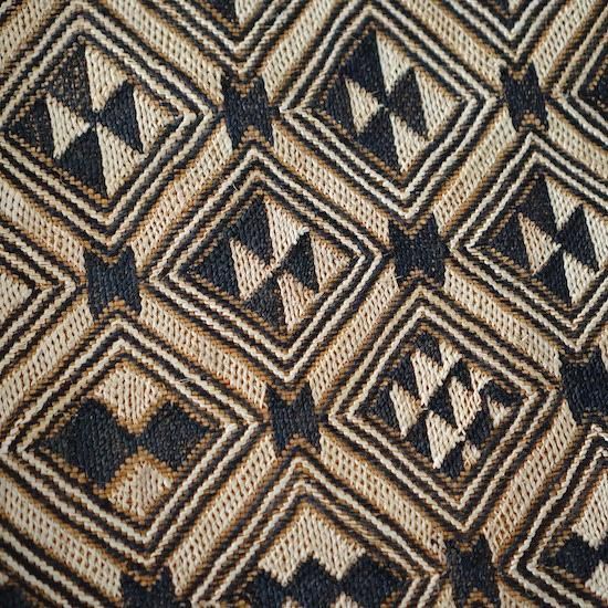 クバ布　草ビロード　アフリカ　ヴィンテージ AFRICAN VINTAGE - KUBA CLOTH / 草ビロード - moyi store