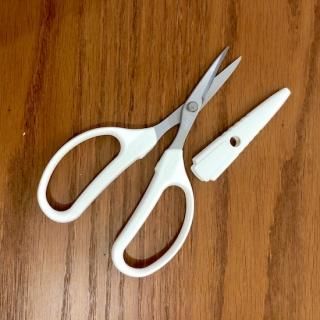 レディースデイでしんどいし眠たいけど 編み物がしたい