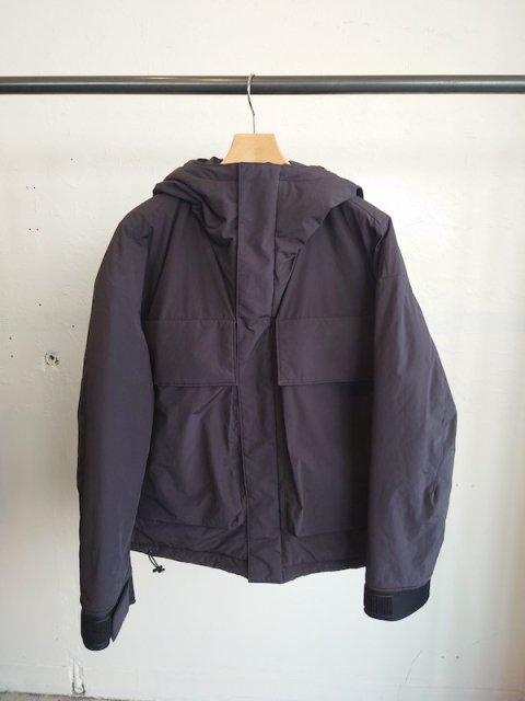 <img class='new_mark_img1' src='https://img.shop-pro.jp/img/new/icons8.gif' style='border:none;display:inline;margin:0px;padding:0px;width:auto;' />N.HOOLYWOOD  COMPILE LINE HOODED BLOUSON