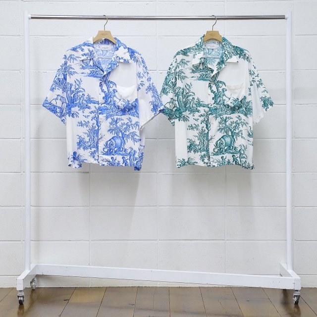 4 continents print short sleeve shirt<img class='new_mark_img2' src='https://img.shop-pro.jp/img/new/icons8.gif' style='border:none;display:inline;margin:0px;padding:0px;width:auto;' />