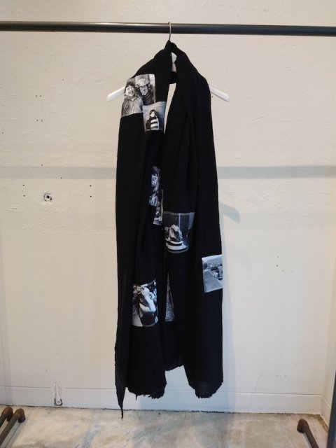 <img class='new_mark_img1' src='https://img.shop-pro.jp/img/new/icons8.gif' style='border:none;display:inline;margin:0px;padding:0px;width:auto;' />TAKAHIROMIYASHITATheSoloist.  huge scarf.
