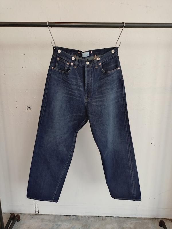 <img class='new_mark_img1' src='https://img.shop-pro.jp/img/new/icons8.gif' style='border:none;display:inline;margin:0px;padding:0px;width:auto;' />HERILL  island denim XX jeans
