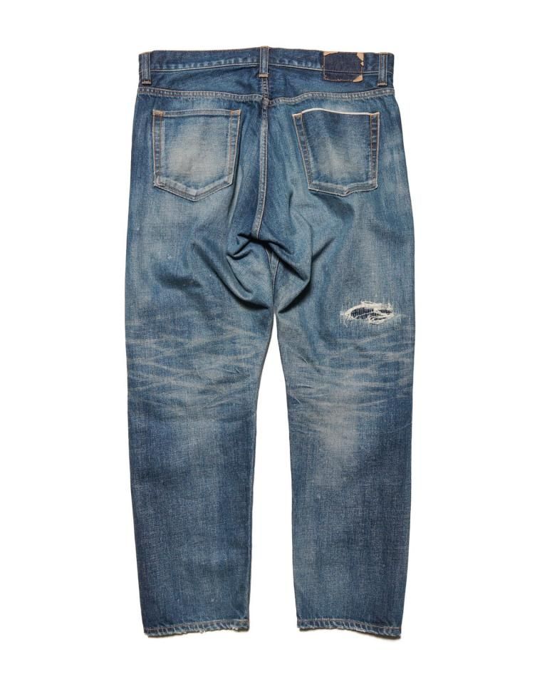 DAMAGED DENIM TAPERED-FIT JEANS - ISLE