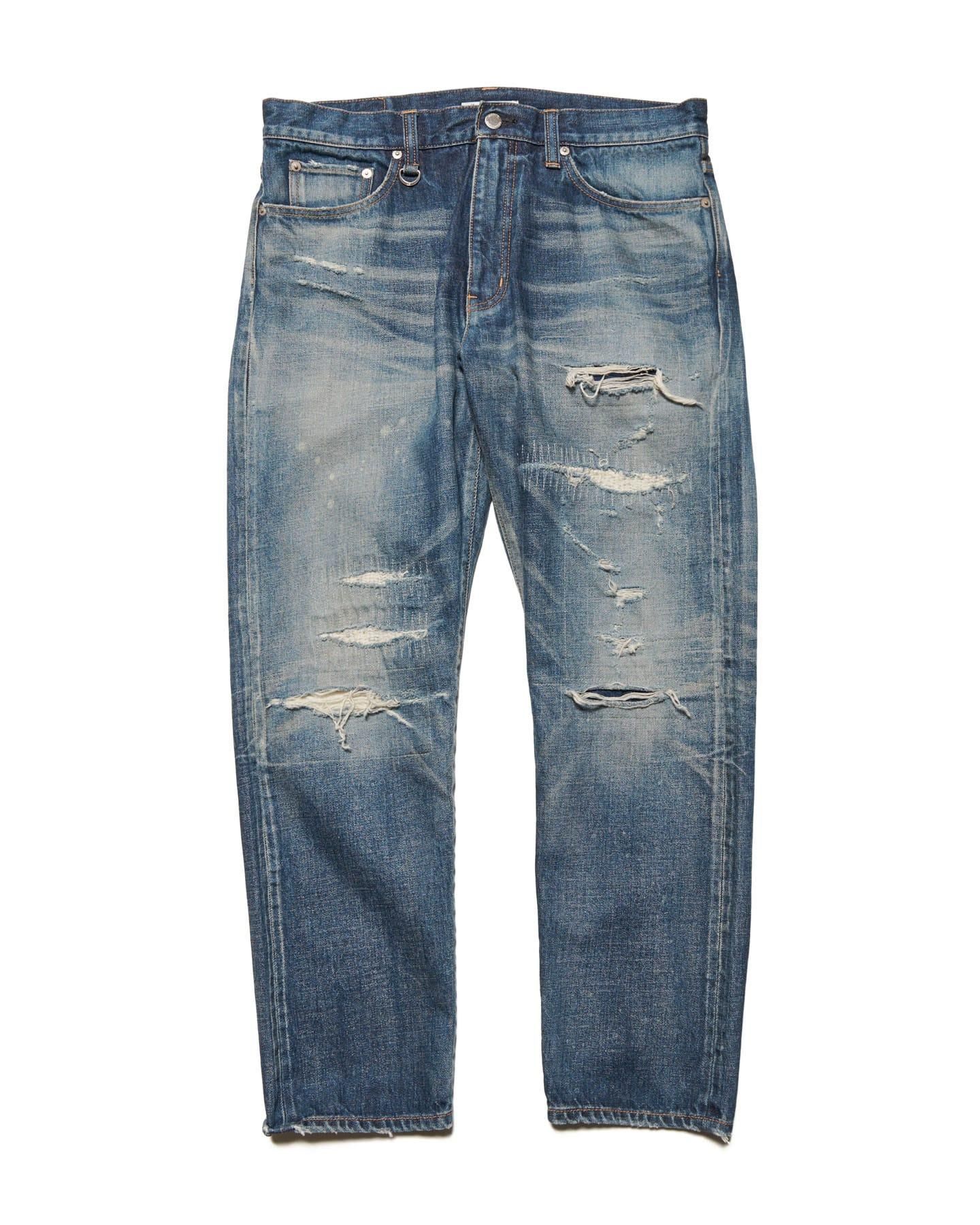 <img class='new_mark_img1' src='https://img.shop-pro.jp/img/new/icons8.gif' style='border:none;display:inline;margin:0px;padding:0px;width:auto;' />DAMAGED DENIM TAPERED-FIT JEANS