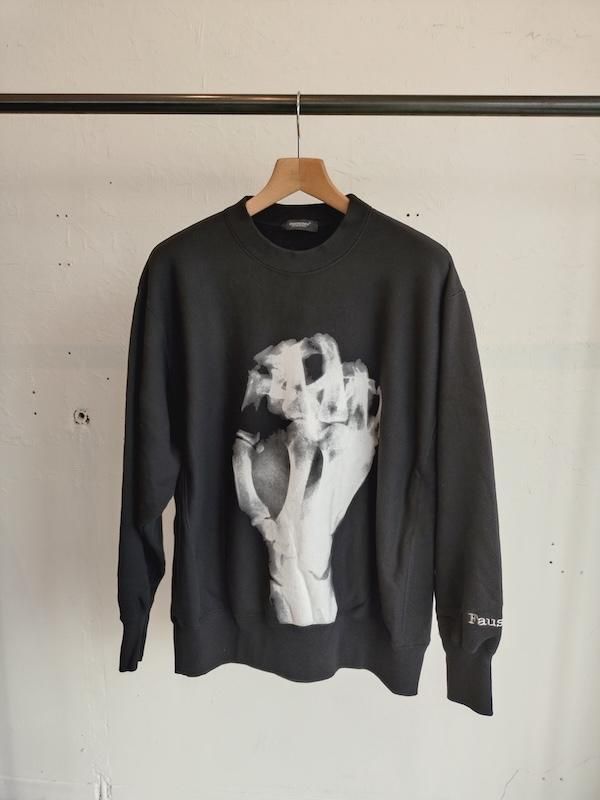 <img class='new_mark_img1' src='https://img.shop-pro.jp/img/new/icons8.gif' style='border:none;display:inline;margin:0px;padding:0px;width:auto;' />UNDERCOVER  SWEAT PRINT FAUST
