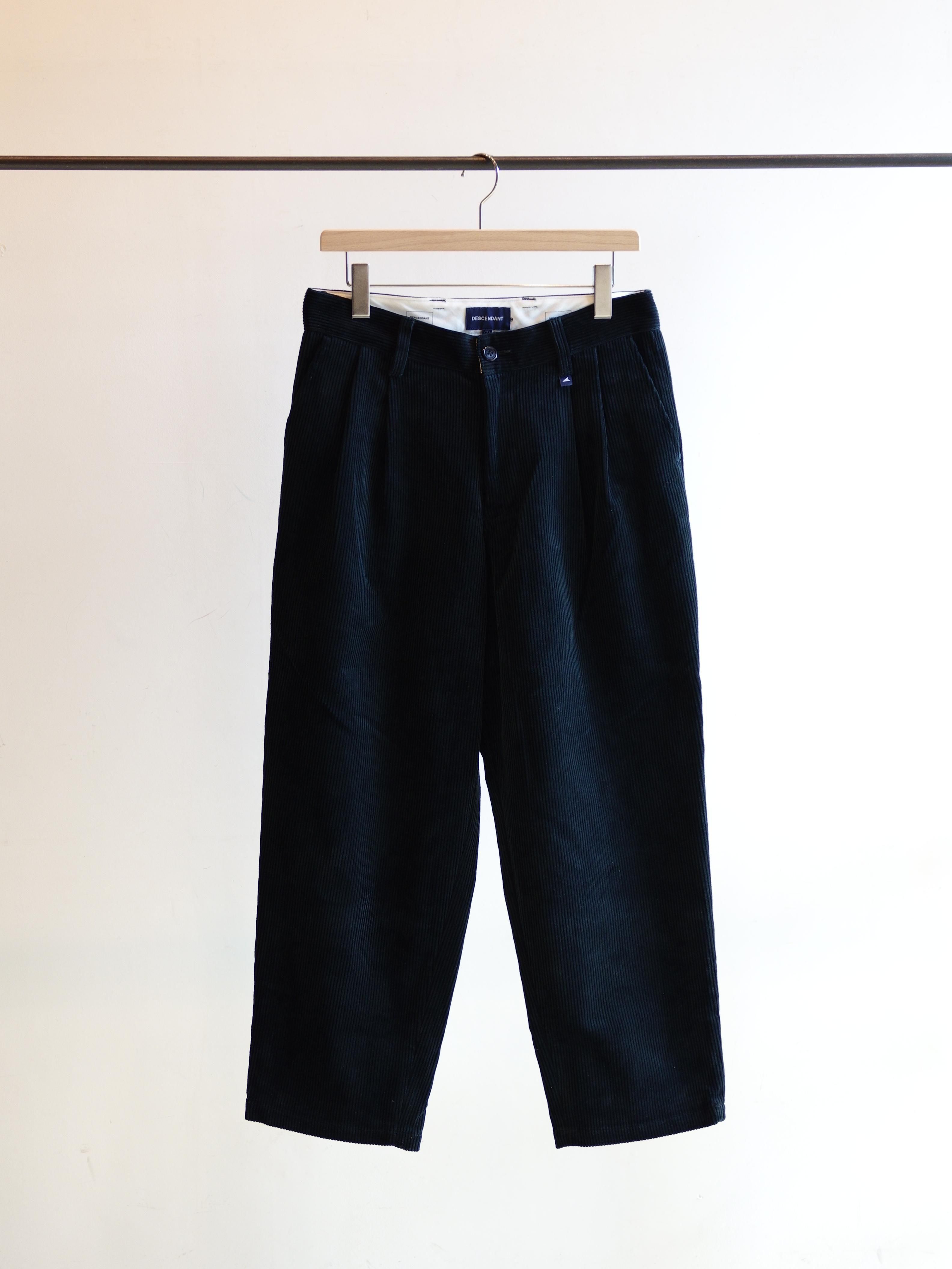 <img class='new_mark_img1' src='https://img.shop-pro.jp/img/new/icons8.gif' style='border:none;display:inline;margin:0px;padding:0px;width:auto;' />DC-3 CORDUROY TROUSERS