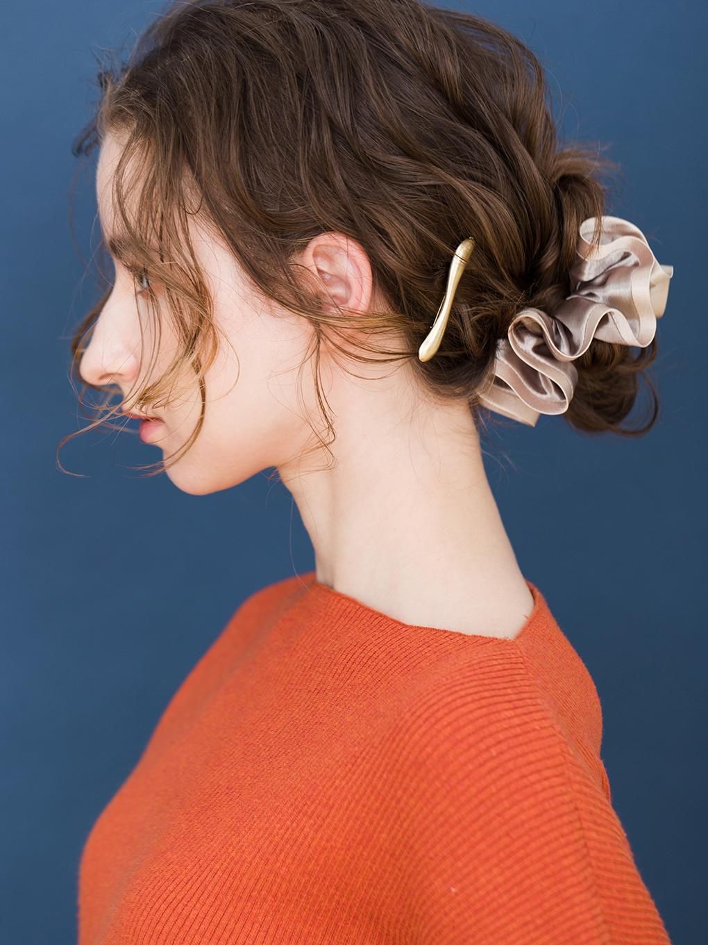 限定ステッチ刺繍バイカラーシュシュ(グレー)EILY ILY(エイリー