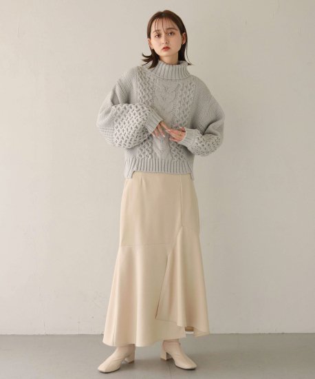 Cable random switching knit - cleio