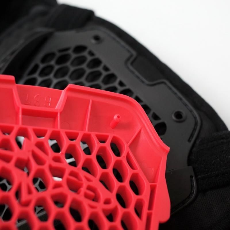 ALPINESTARS ユース バイオニックアクション チェストプロテクター