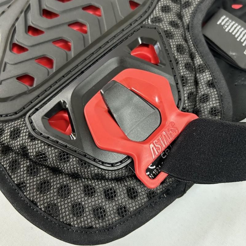 ALPINESTARS A5 PLASMA チェストプロテクター ブラックレッドホワイト