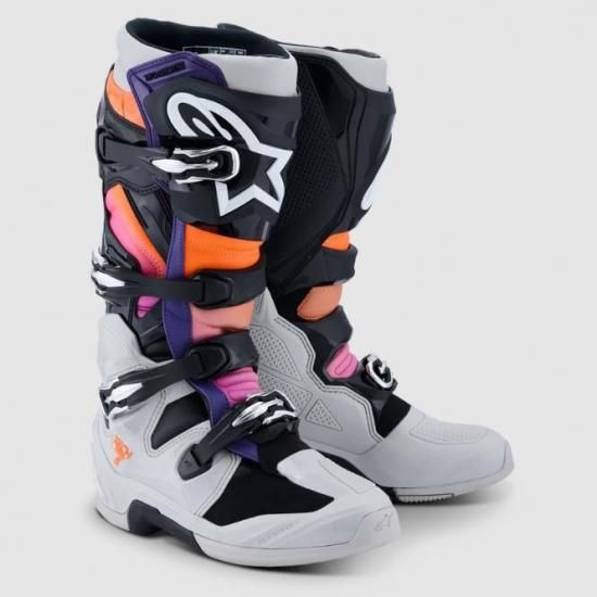 ALPINESTARS '26 TECH7ブーツ ブラックライトグレーオレンジフロー