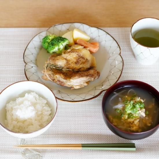 輪花皿L(3色) - 有田焼窯元 皓洋窯 公式ホームページ 輪花皿L(3色) - 有田焼窯元 皓洋窯 公式ホームページ