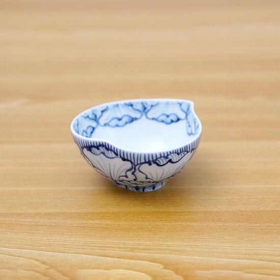 女の子向けプレゼント集結 染付花弁紋小付（4種） そうた窯 有田焼窯元 - 工芸品