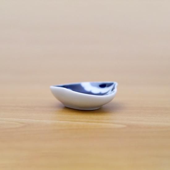 桃型豆皿（染付4柄） - 有田焼窯元 そうた窯