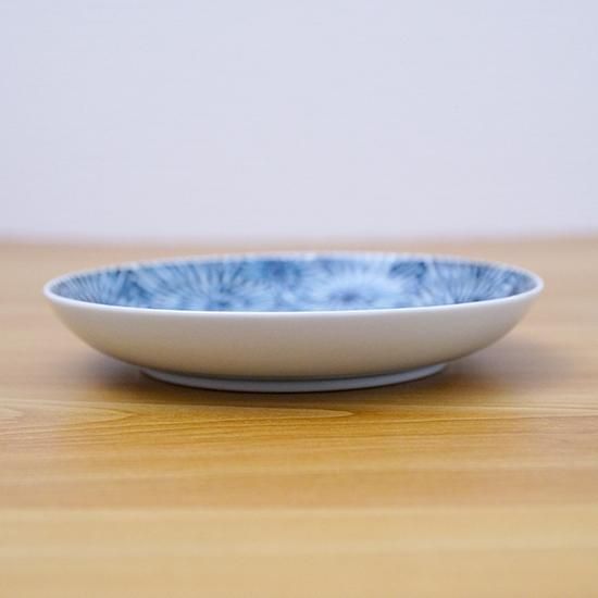 染付蛸唐草六寸多用皿 - 有田焼窯元 そうた窯 染付蛸唐草六寸多用皿 - 有田焼窯元 そうた窯