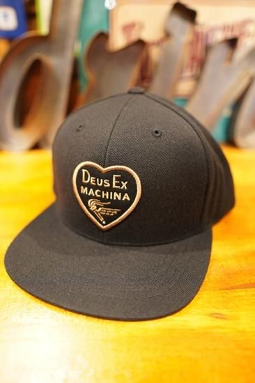 voorraad Missend presentatie DEUS EX MACHINA(デウスエクスマキナ)正規取扱店 静岡県御殿場市のセレクトショップ&カフェ DMS97353-BLACK DEUS EX MACHINA HEART BASEBALL CAP (BLACK) voorraad Missend presentatie DEUS EX MACHINA(デウスエクスマキナ)正規取扱店 静岡県御殿場市のセレクトショップ&カフェ DMS97353-BLACK DEUS EX MACHINA HEART BASEBALL CAP (BLACK)