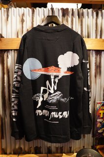 JUNGLES AMANITA MUSCARIA LONG SLEEVE TEE (WASHED BLACK)