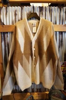 TOWNCRAFT SHAGGY JACQUARD CARDIGAN (DAIYA BEIGE)