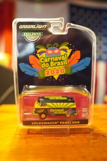 GREENLIGHT 1/64 Hobby Exclusive - Volkswagen Type 2 Van Carnaval Do Brasil 2020