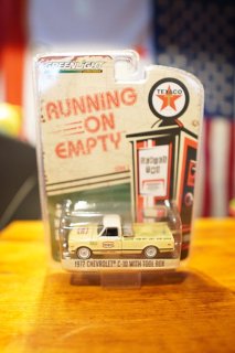 GREENLIGHT 1/64 Running on Empty Series 2 - 1972 Chevy C-10 with Tool Box