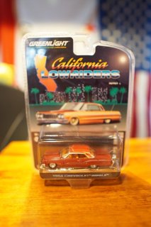 GREENLIGHT 1/64 California Lowriders Series 2 - 1964 Chevrolet Impala