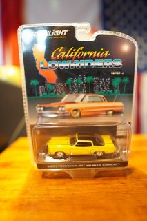 GREENLIGHT 1/64 California Lowriders Series 3 - 1971 Chevrolet Monte Carlo