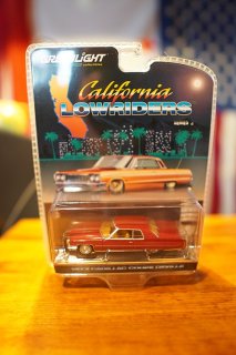 GREENLIGHT 1/64 California Lowriders Series 3 - 1973 Cadillac Coupe deVille in Custom Maroon