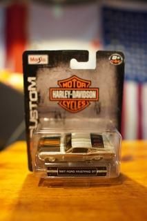 MAISTO 1/64 Harley Davidson 1967 Ford Mustang GT Custom