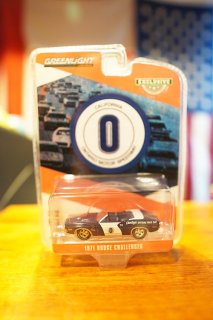 GREENLIGHT 1/64 1971 Dodge Challenger Convertible - Ontario Motor Speedway Official Dodge Pace Car