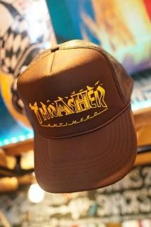 THRASHER X ANTIHERO PIGEON MAG - TRUCKER HAT (BROWN)