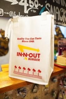 IN-N-OUT BURGER LUNCH TOTE (WHITE)