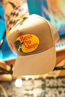 Bass Pro Shops Mesh Trucker Cap (Khaki)