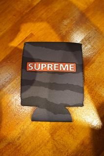 POWELL PERALTA CAN COOLER SUPREME (BLACK)