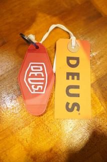 DEUS EX MACHINA Milano Key Tag (Valiant Red)