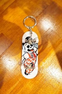 Bobs Big Boy  Fingerboard Key Chain (Skull)