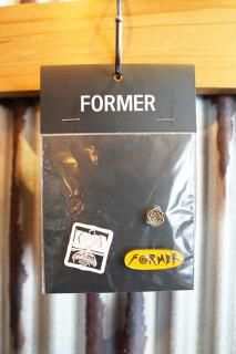 FORMER KIT PIN BADGE (X3) (MIXED)