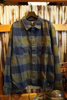 VANS LARKSPUR PLAID FLANNEL SHIRT (GRAPE LEAF-PARISIAN NIGHT)