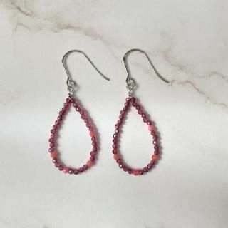 野田村産ロードナイトのピアス-kuro-ラフ（片耳用） - てしごと屋