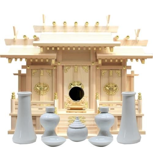 神棚 屋根違い三社 中 神具・神鏡セット 雲シール付 日本製 国産檜