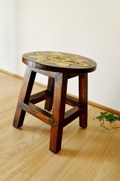 パリの雑貨屋 F-23 スツール 板座 レース模様 ハンドメイド 花台