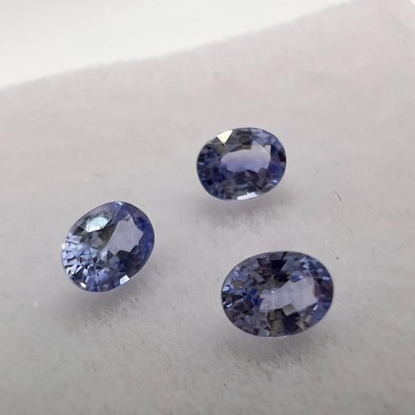 ブルーサファイア　オーバル　4mm×3mm　P8488010827 