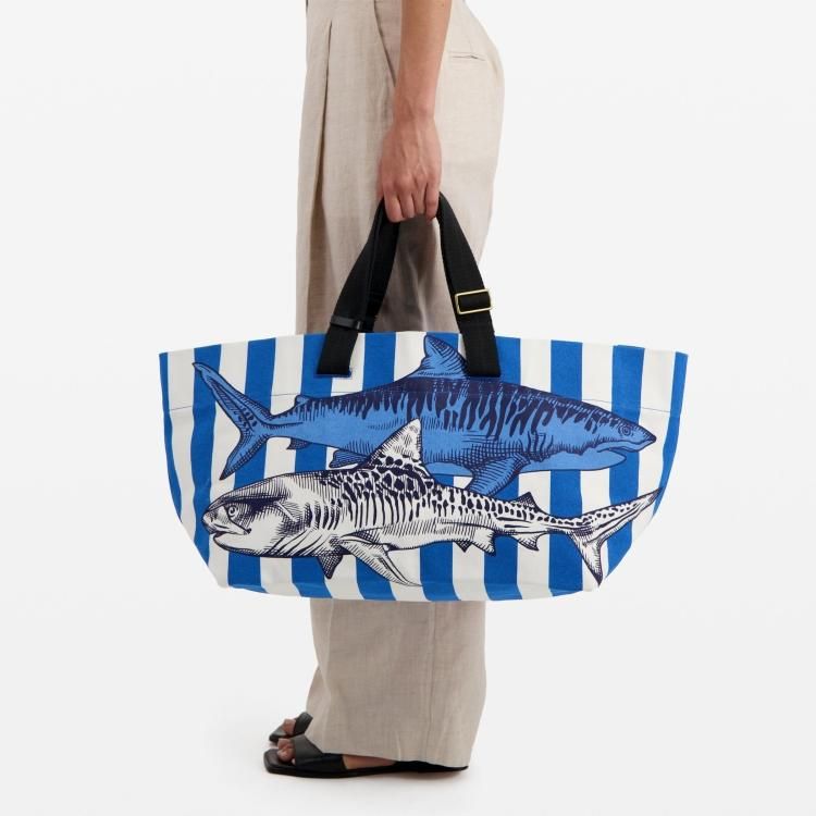 INOUI EDITIONSХå (Requins)