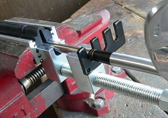 GolfMechanix DIY シャフト抜き着脱工具　ネジ式 全国送料無料】210020 Golf-Mechanix Value お買い得シャフト