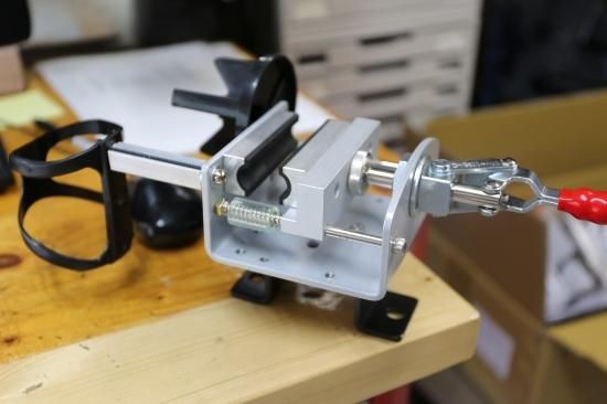ゴルフグリップ交換機　GOLFWORKS 61jk6X1N4iL._AC_UL210_SR210,