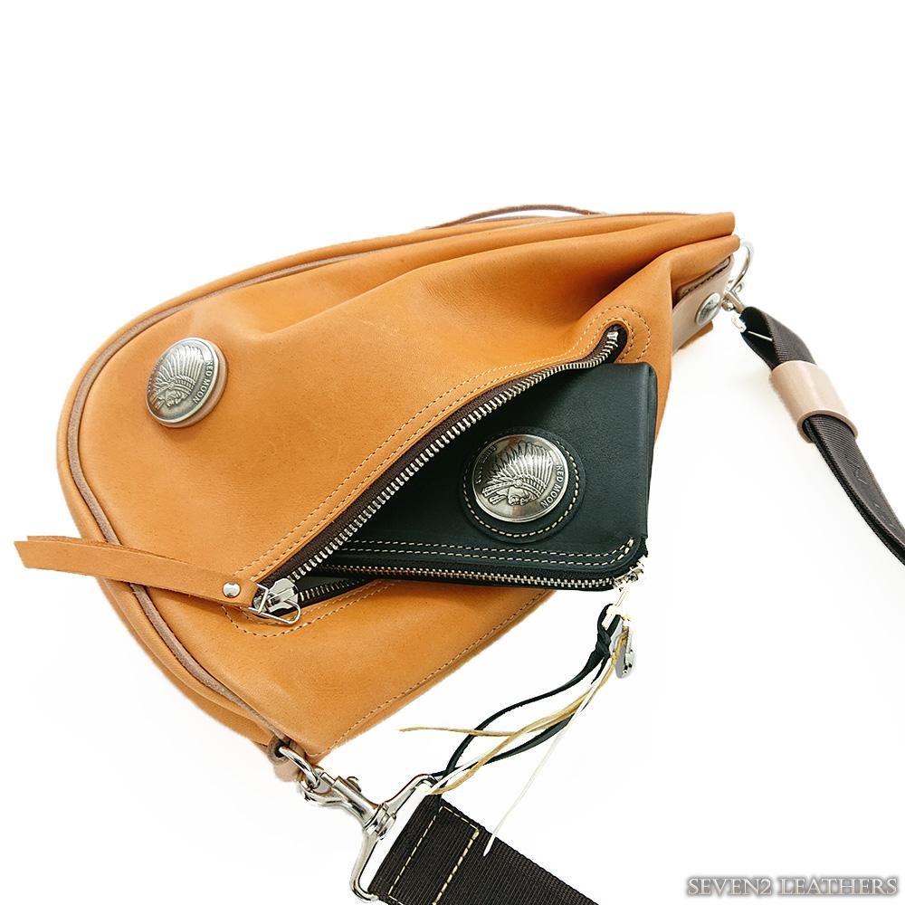 月曜日まで値下げします　値下げ不可　レッドムーン　バッグ 月曜日まで値下げします 値下げ不可 レッドムーン バッグ 月曜日