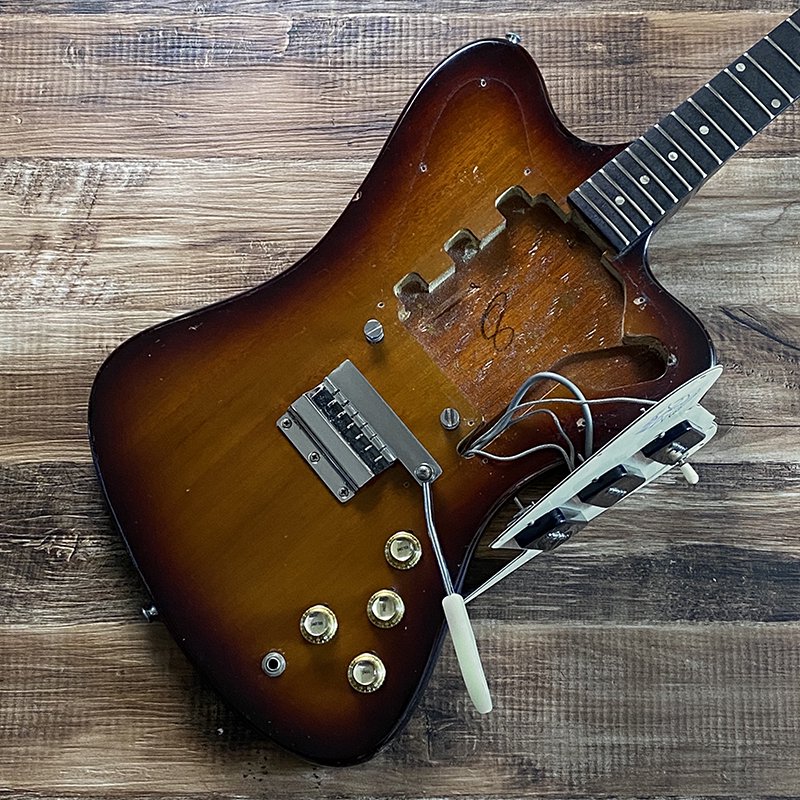 ヴィンテージ］Gibson / 1967年製 Firebird III Sunburst - Vintage 