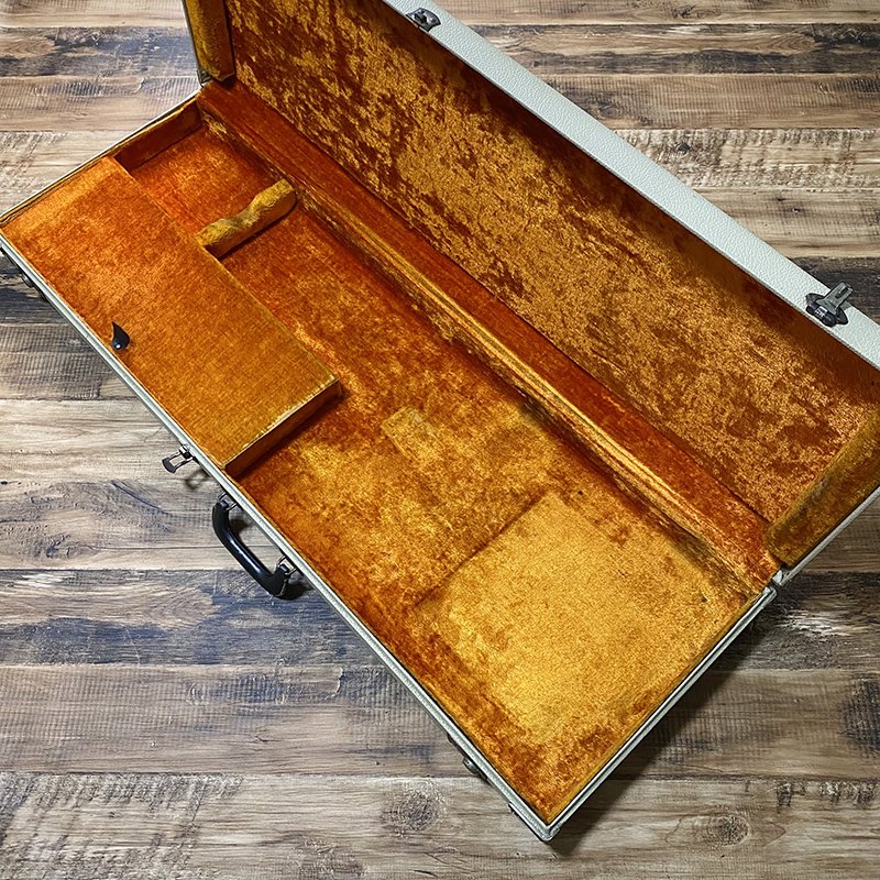 ヴィンテージ］Fender / 1963-64年製 White Tolex Case for Jaguar